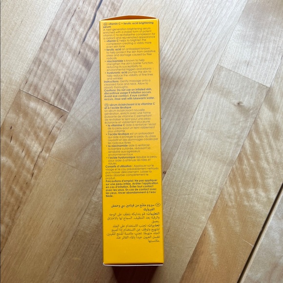 Rodial Vitamin C Brightening Serum - Picture 2 of 6